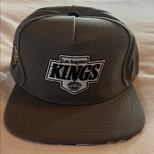 🟣 BOGO! NEW! Los Angeles Kings Trucker Cap